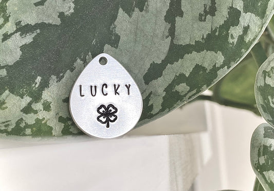 Clover Raindrop Tag